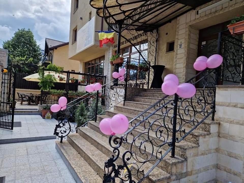 Hotel Rao คลูจ-นาโปกา ภายนอก รูปภาพ