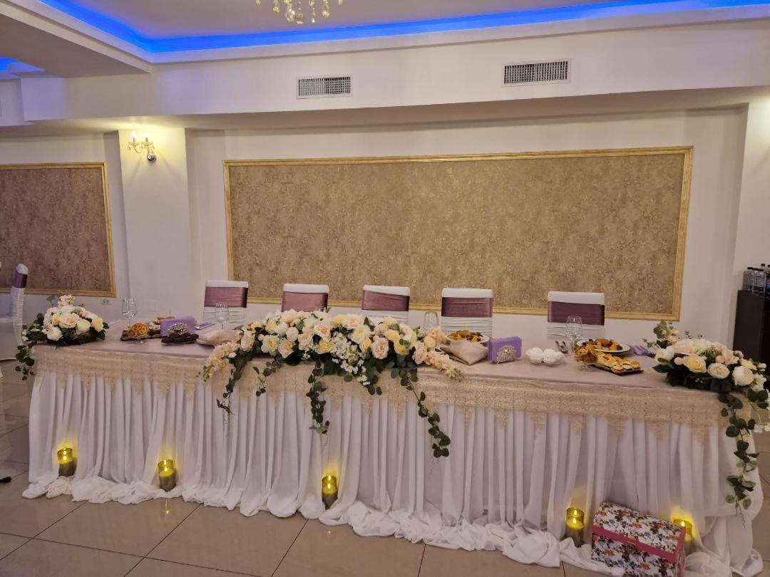 Hotel Rao คลูจ-นาโปกา ภายนอก รูปภาพ