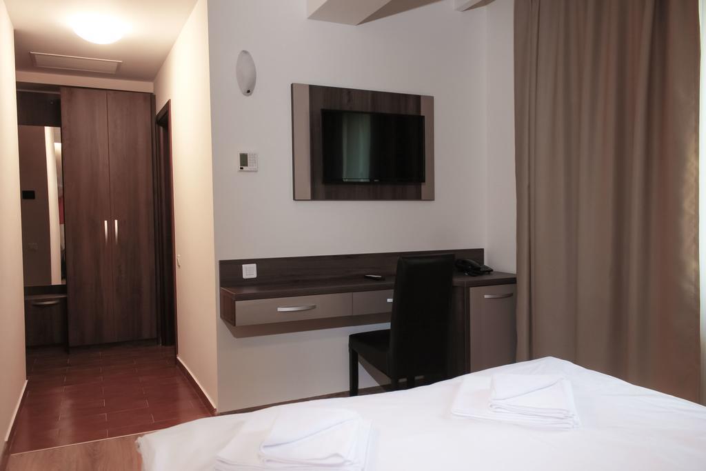 Hotel Rao คลูจ-นาโปกา ภายนอก รูปภาพ