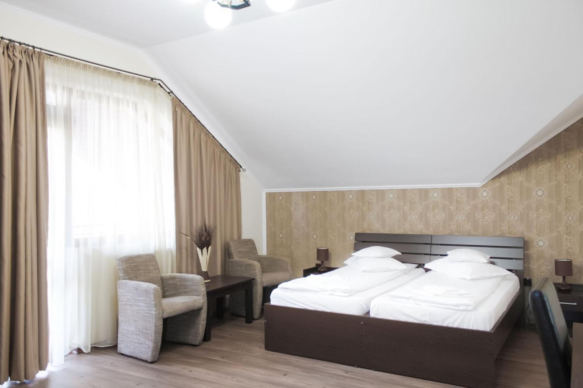 Hotel Rao คลูจ-นาโปกา ภายนอก รูปภาพ
