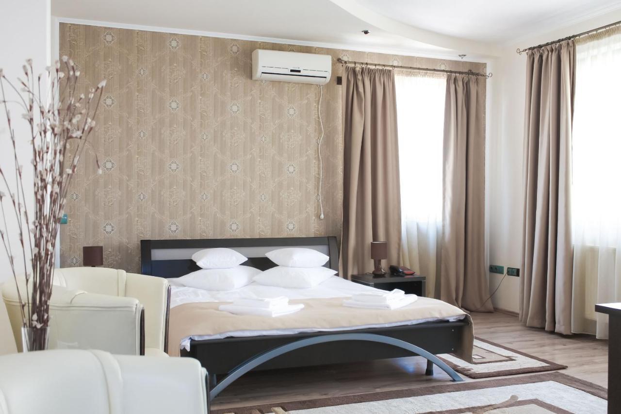 Hotel Rao คลูจ-นาโปกา ภายนอก รูปภาพ